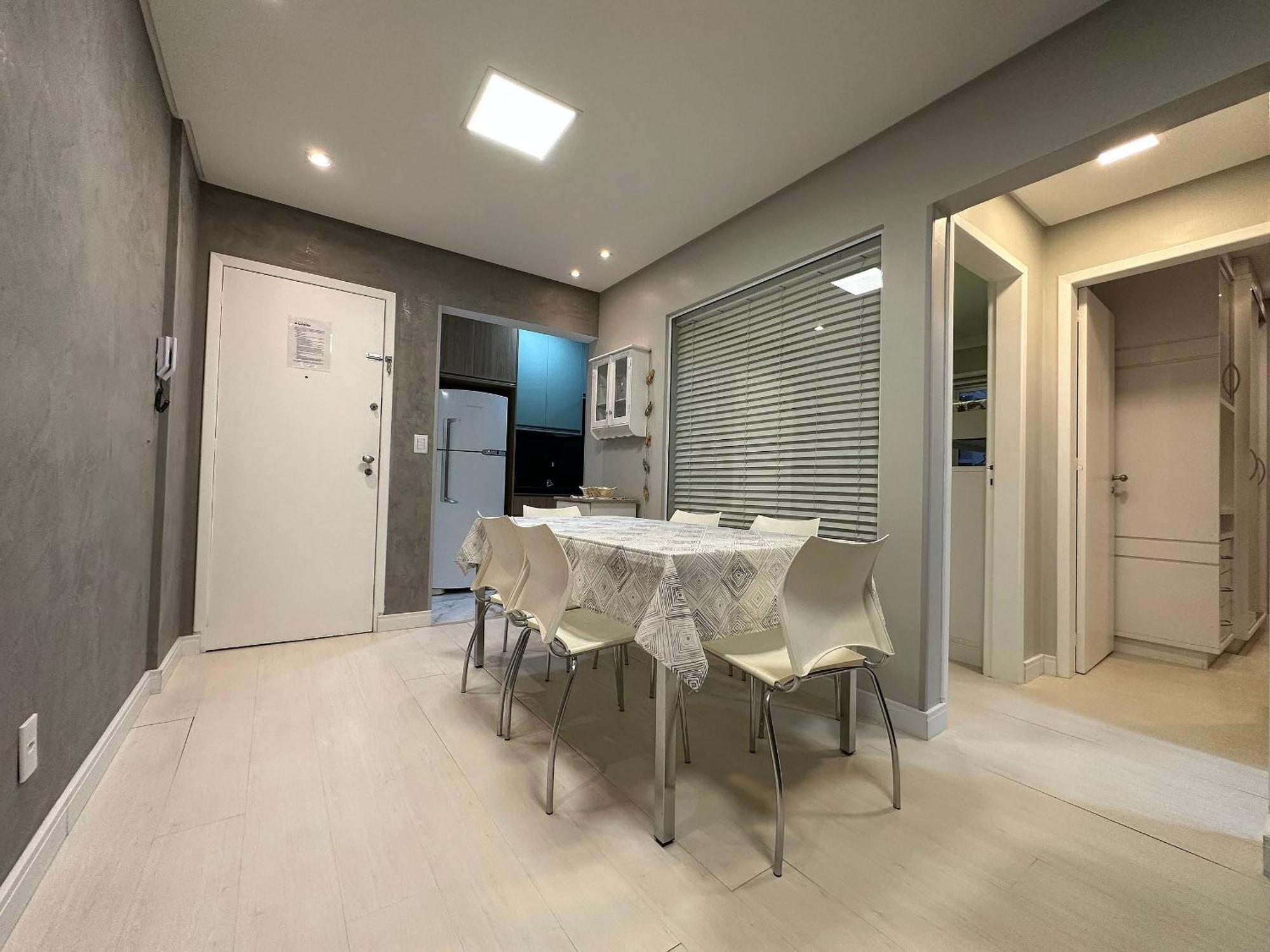 Po01- Reformado| 2 Quartos| Tela Protecao| Garagem * Balneario Camboriu